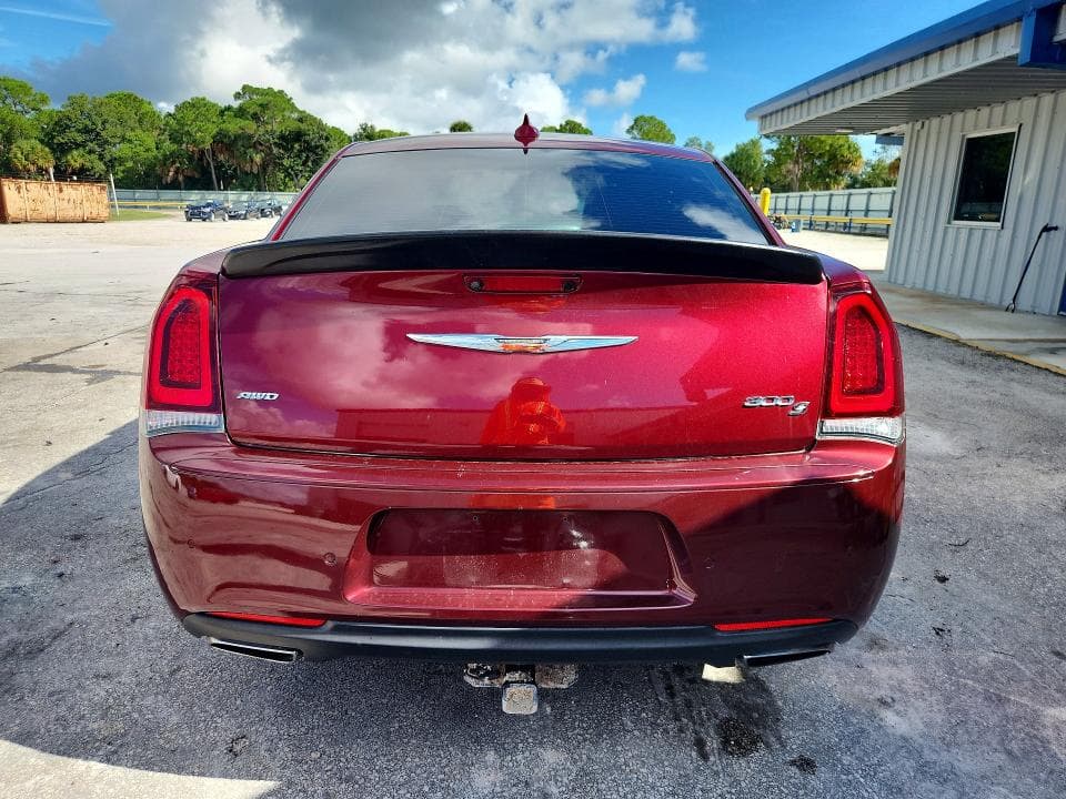 2018 CHRYSLER 300 S 6