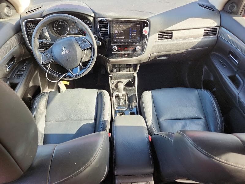 2020 MITSUBISHI OUTLANDER SE 8