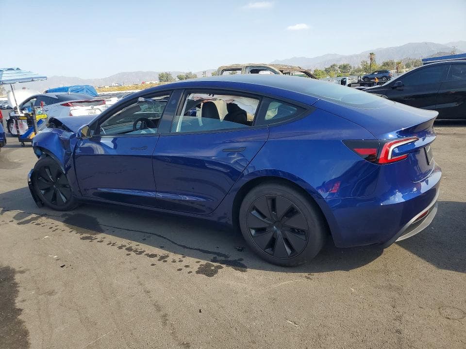2025 TESLA MODEL 3 2