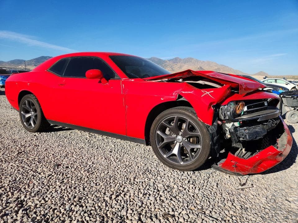 2019 DODGE CHALLENGER SXT 4