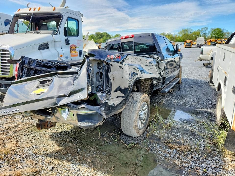 2019 CHEVROLET SILVERADO K3500 LTZ 3