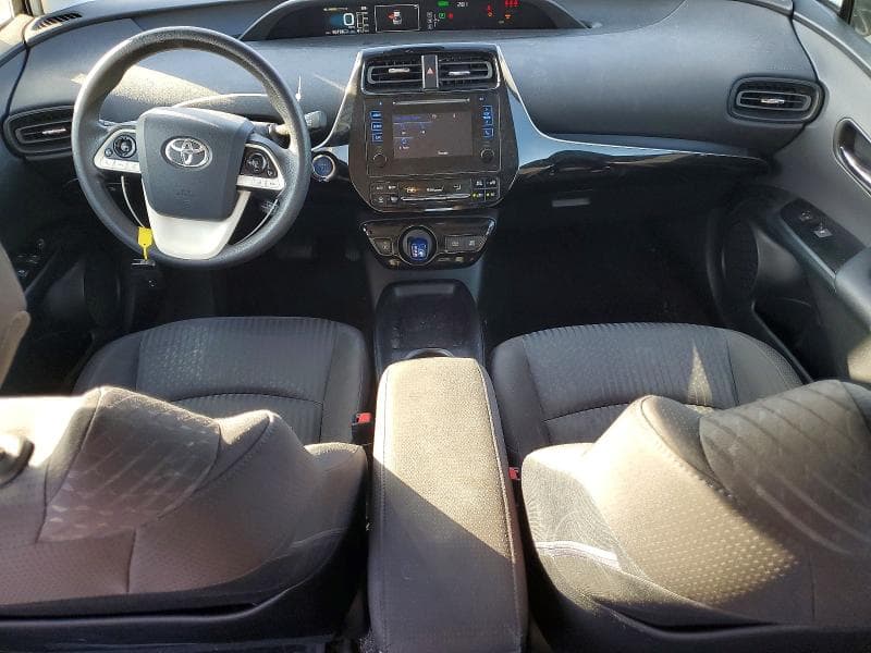 2017 TOYOTA PRIUS TWO 8