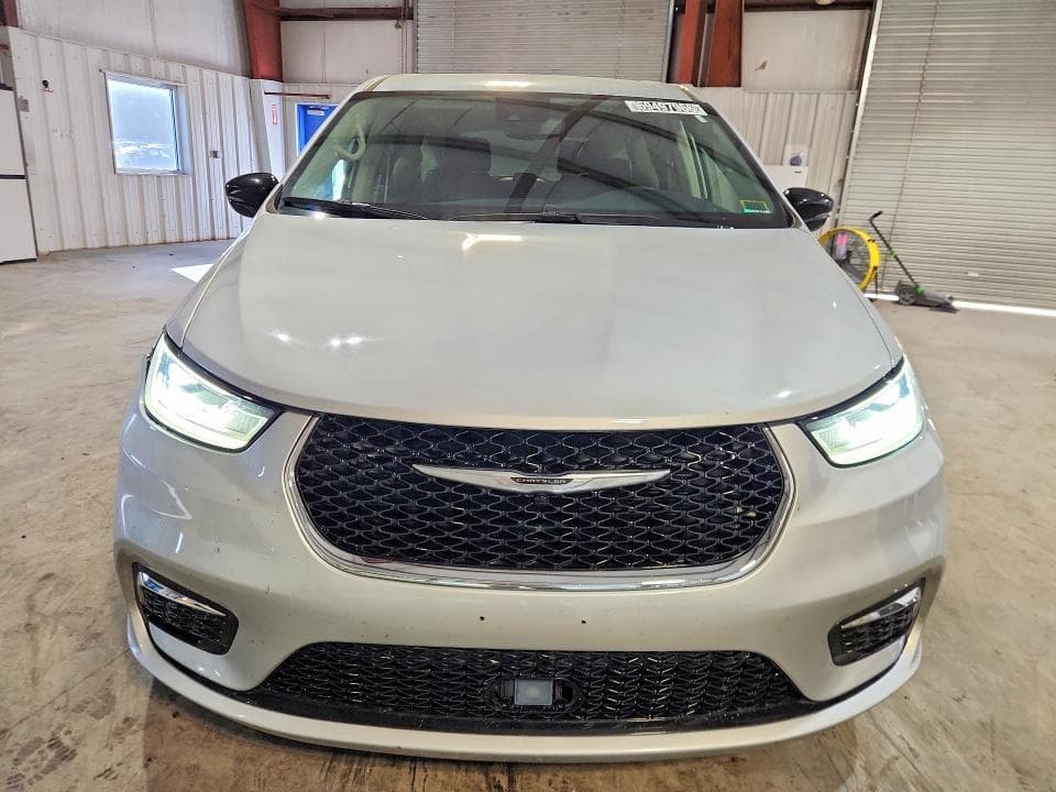 2024 CHRYSLER PACIFICA TOURING L 5