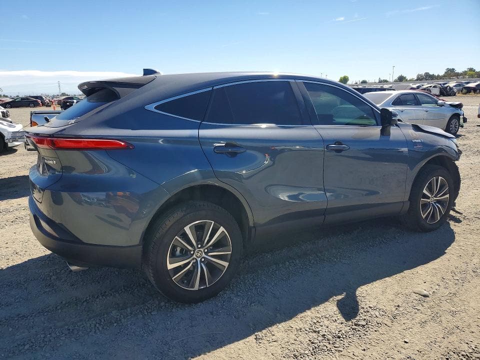 2021 TOYOTA VENZA LE 3