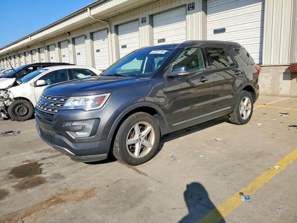 2017 FORD EXPLORER XLT - 1