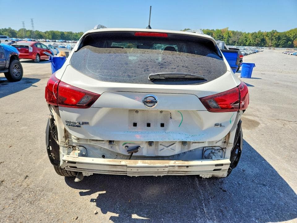2017 NISSAN ROGUE SPORT SL 6