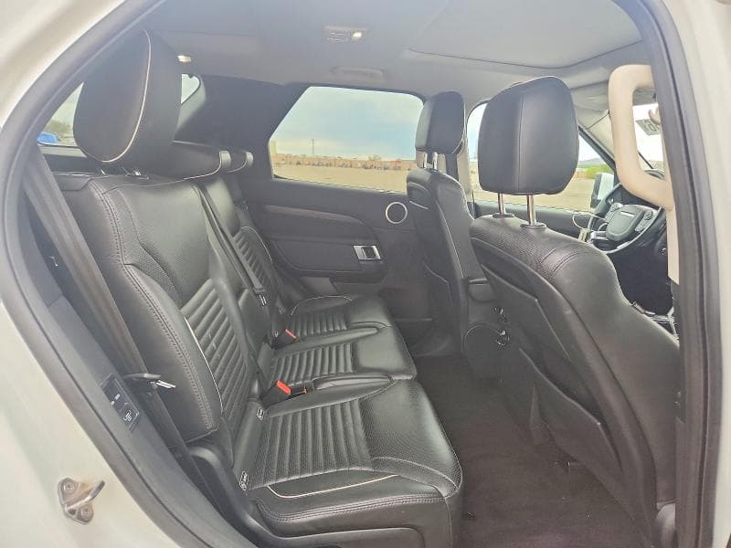2017 LAND ROVER DISCOVERY HSE 11