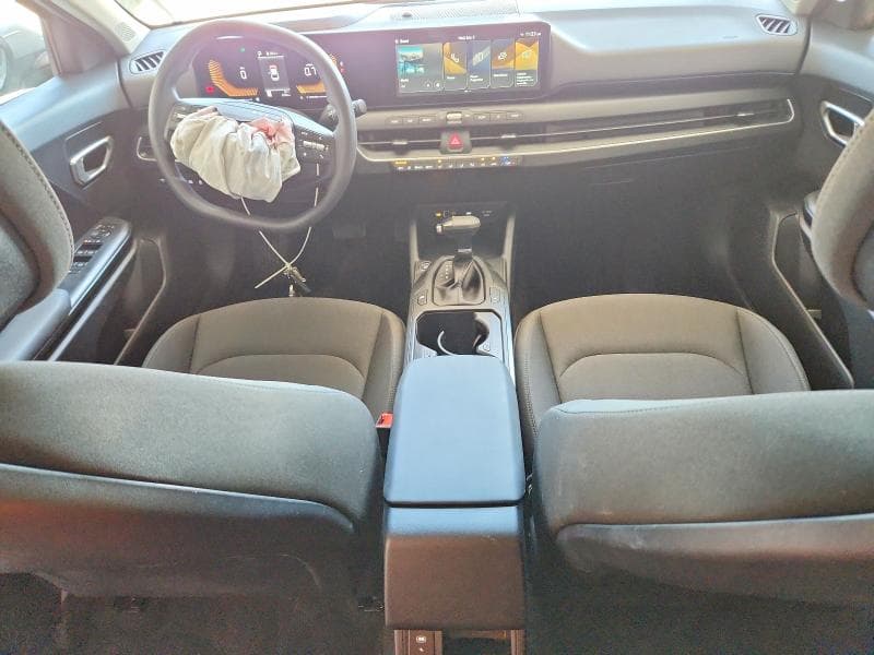 2026 KIA K4 LXS 8