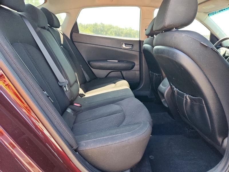 2018 KIA OPTIMA LX 10