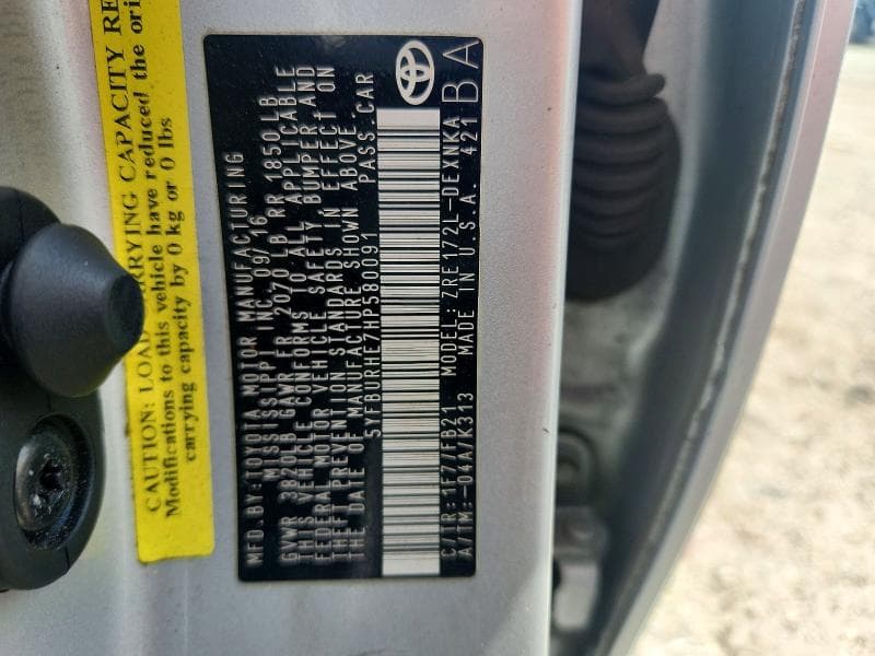 2017 TOYOTA COROLLA LE 13