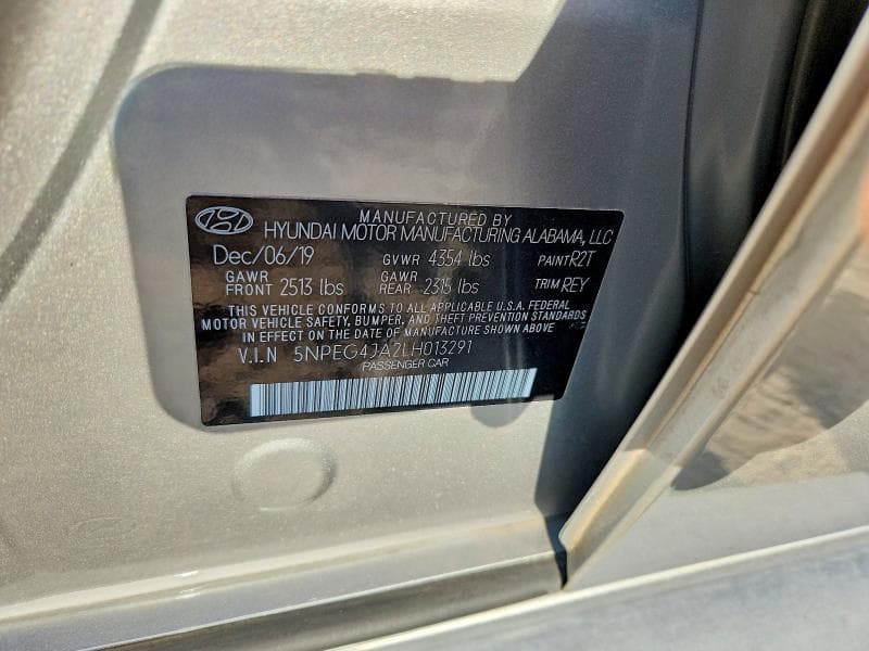 2020 HYUNDAI SONATA SE 12