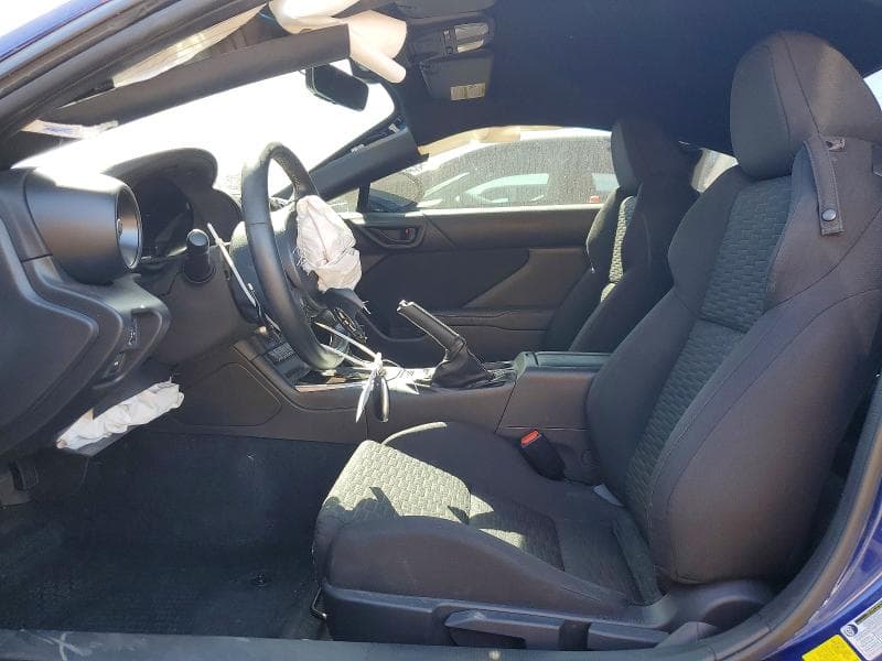 2023 TOYOTA GR86 BASE 7