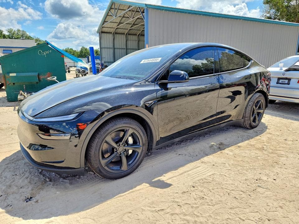 2026 TESLA MODEL Y - 1