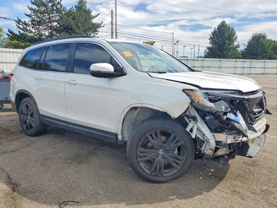 2021 HONDA PILOT SE 4