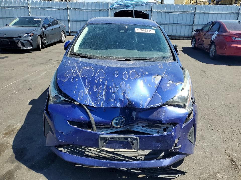 2017 TOYOTA PRIUS TWO 5