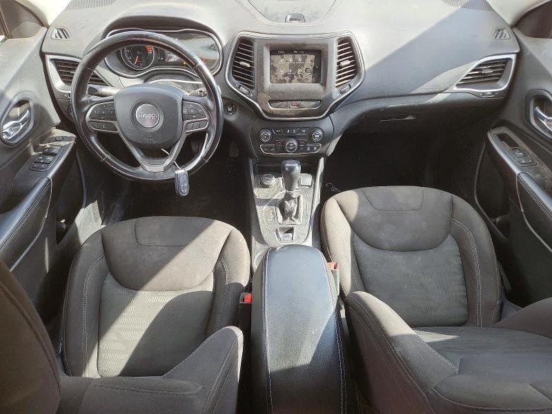 2019 JEEP CHEROKEE LATITUDE 8