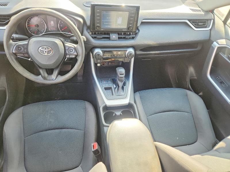 2021 TOYOTA RAV4 LE 8