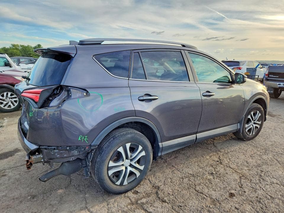2017 TOYOTA RAV4 LE 3