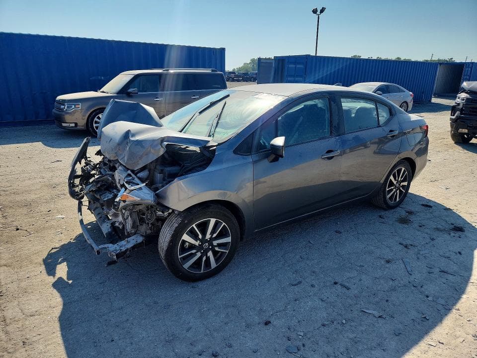 2021 NISSAN VERSA SV