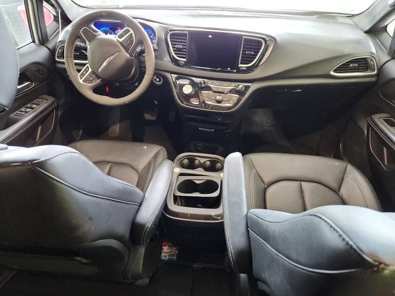 2026 CHRYSLER PACIFICA SELECT 8