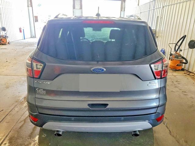 2017 FORD ESCAPE SE 6