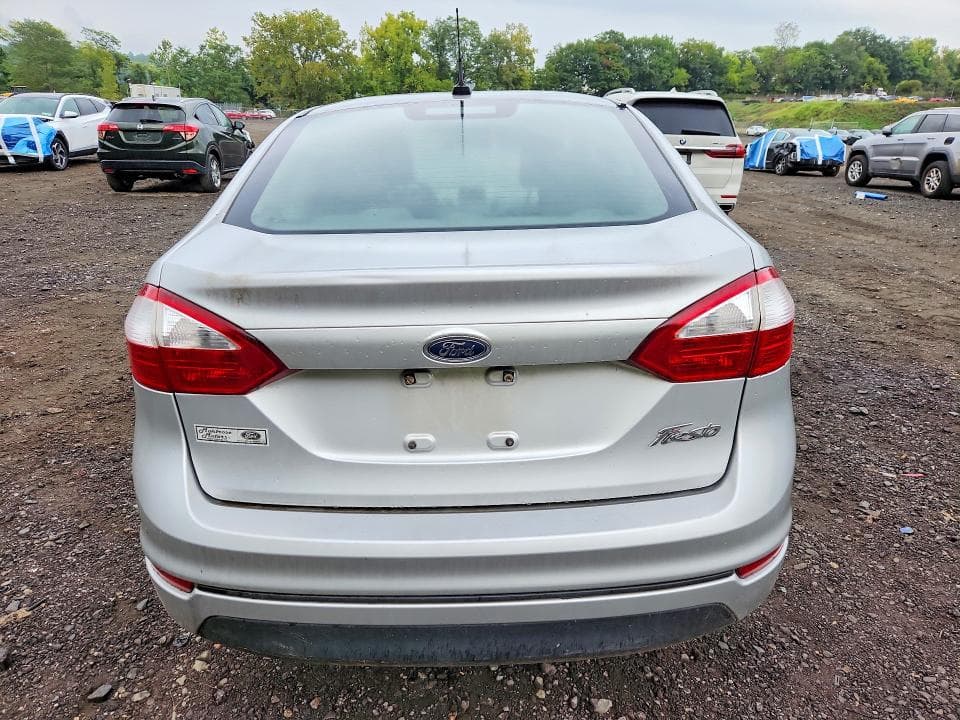 2017 FORD FIESTA S 6