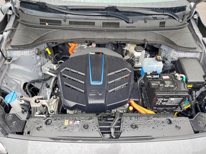 2023 HYUNDAI KONA SE 12