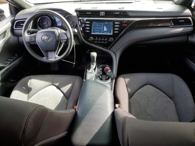 2019 TOYOTA CAMRY LE 8