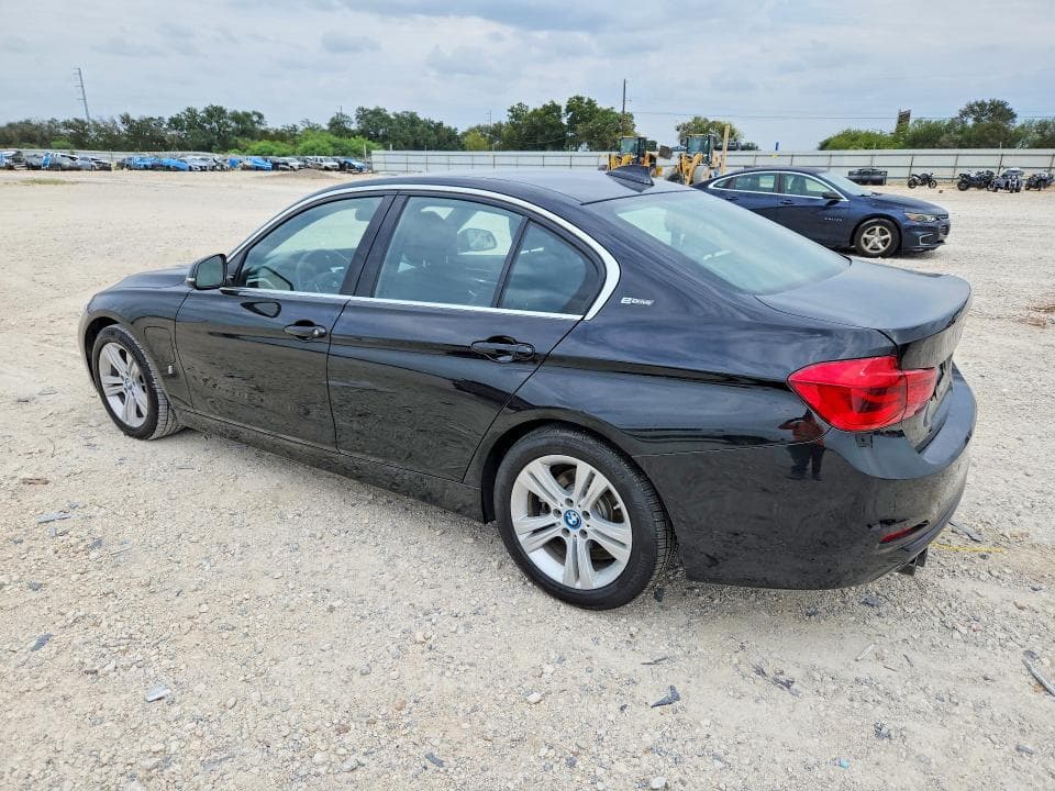 2017 BMW 330E 2