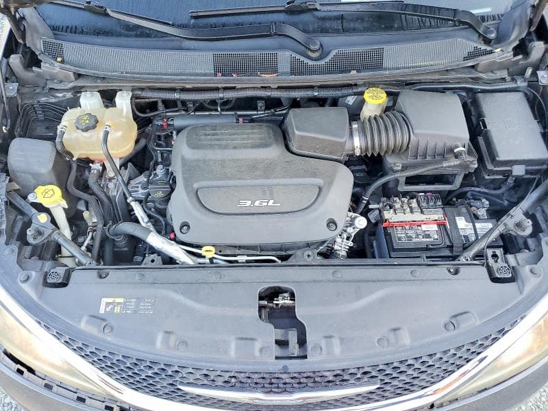 2017 CHRYSLER PACIFICA TOURING L 12