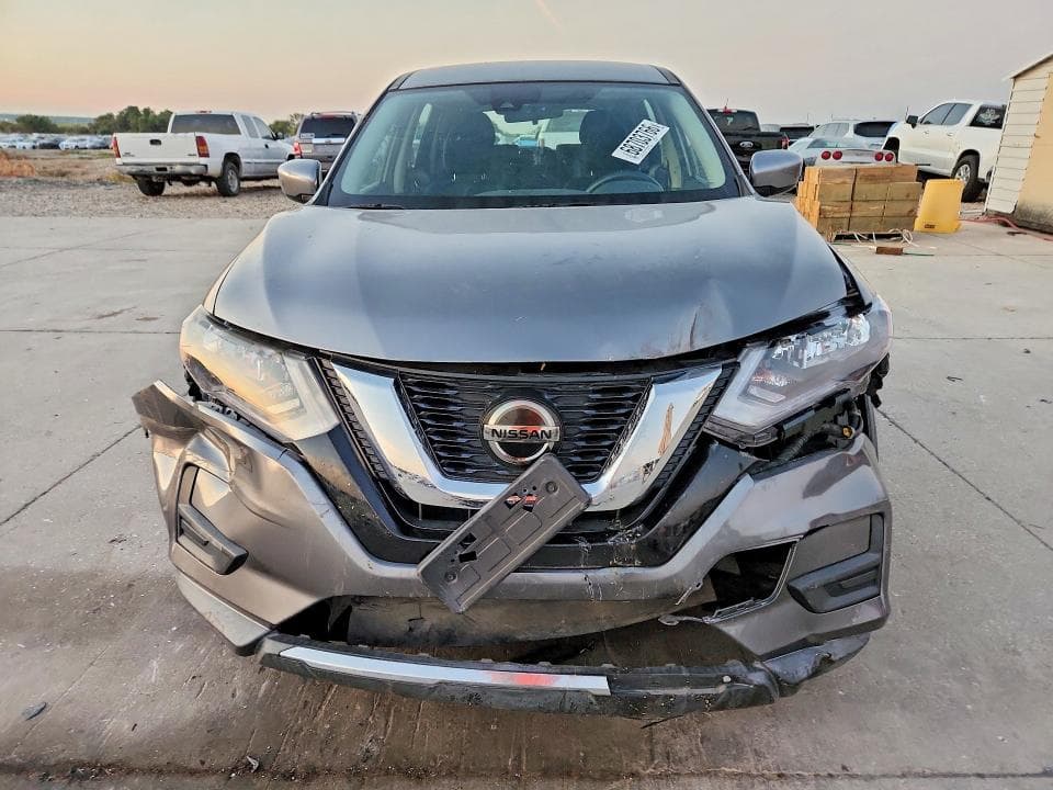 2019 NISSAN ROGUE S 5