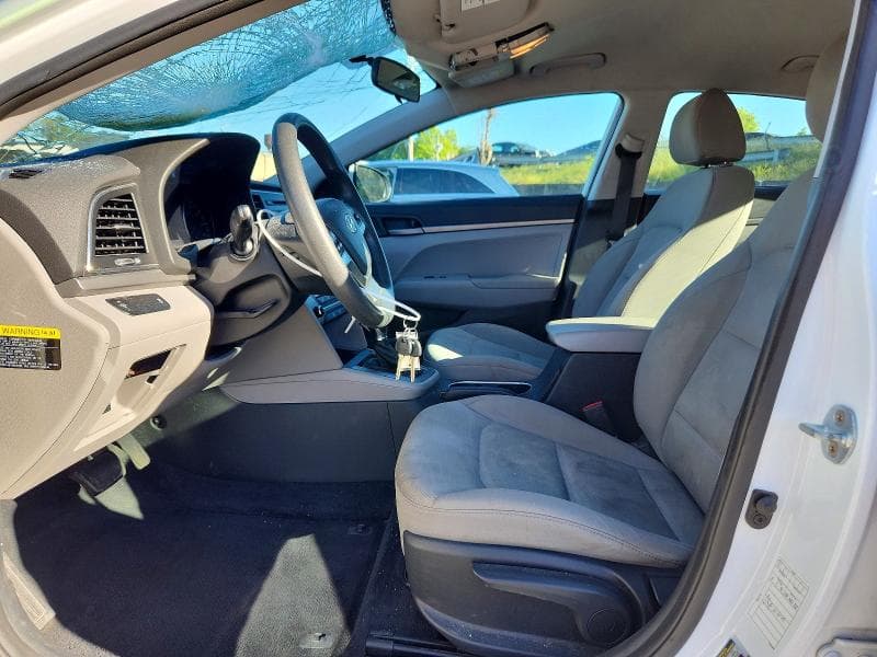 2017 HYUNDAI ELANTRA SE 7