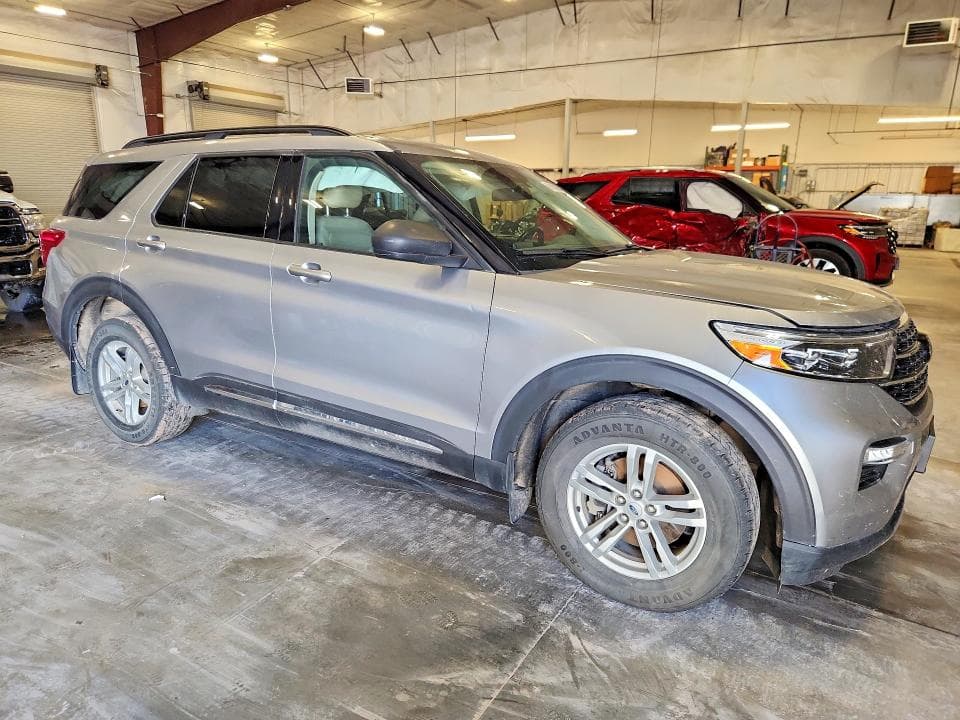 2020 FORD EXPLORER XLT 4