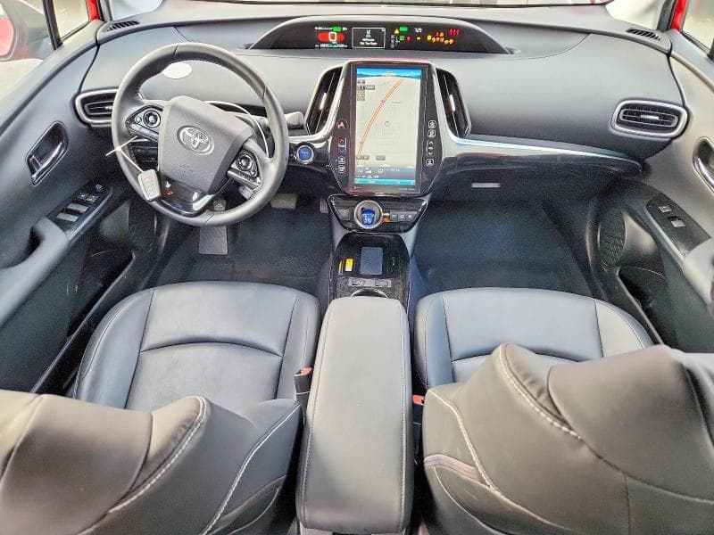 2021 TOYOTA PRIUS PRIME XLE 8
