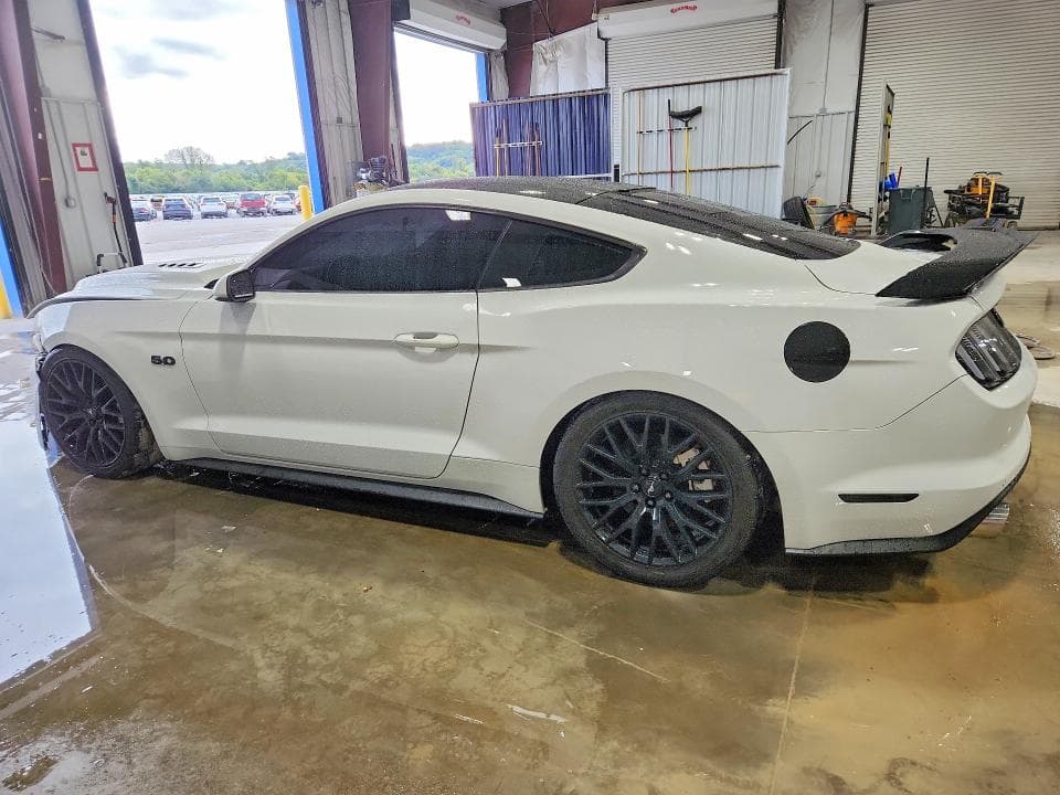 2017 FORD MUSTANG GT 2