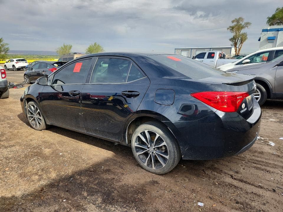 2018 TOYOTA COROLLA SE 2