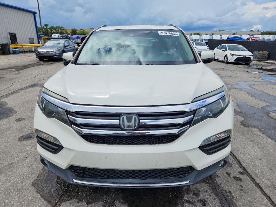 2018 HONDA PILOT TOURING 5