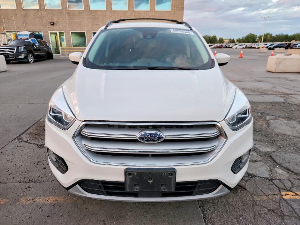 2018 FORD ESCAPE SEL 5