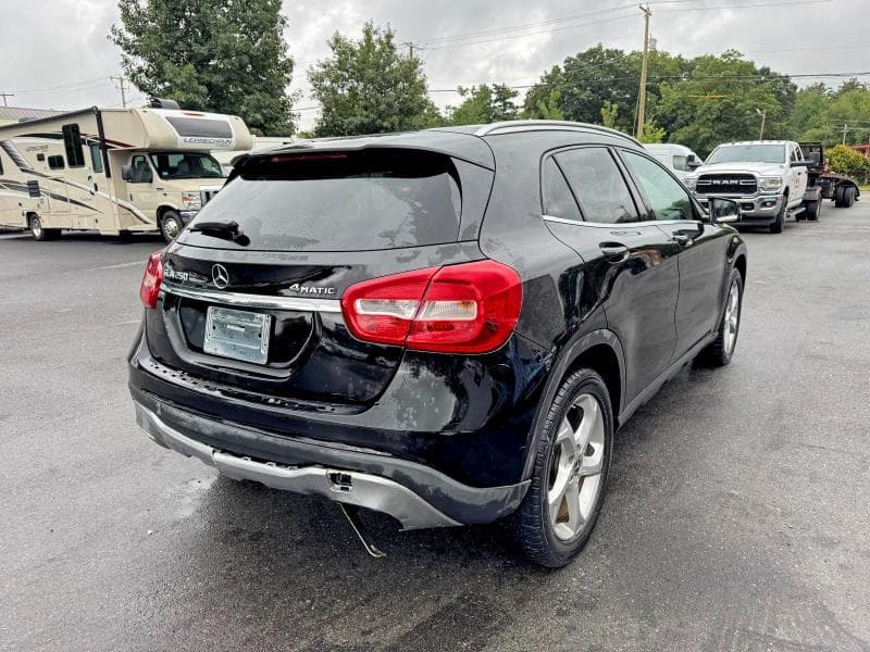 2020 MERCEDES-BENZ GLA 250 4MATIC 3