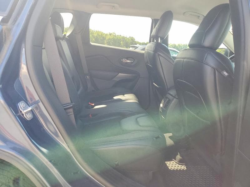 2019 JEEP CHEROKEE LATITUDE PLUS 11