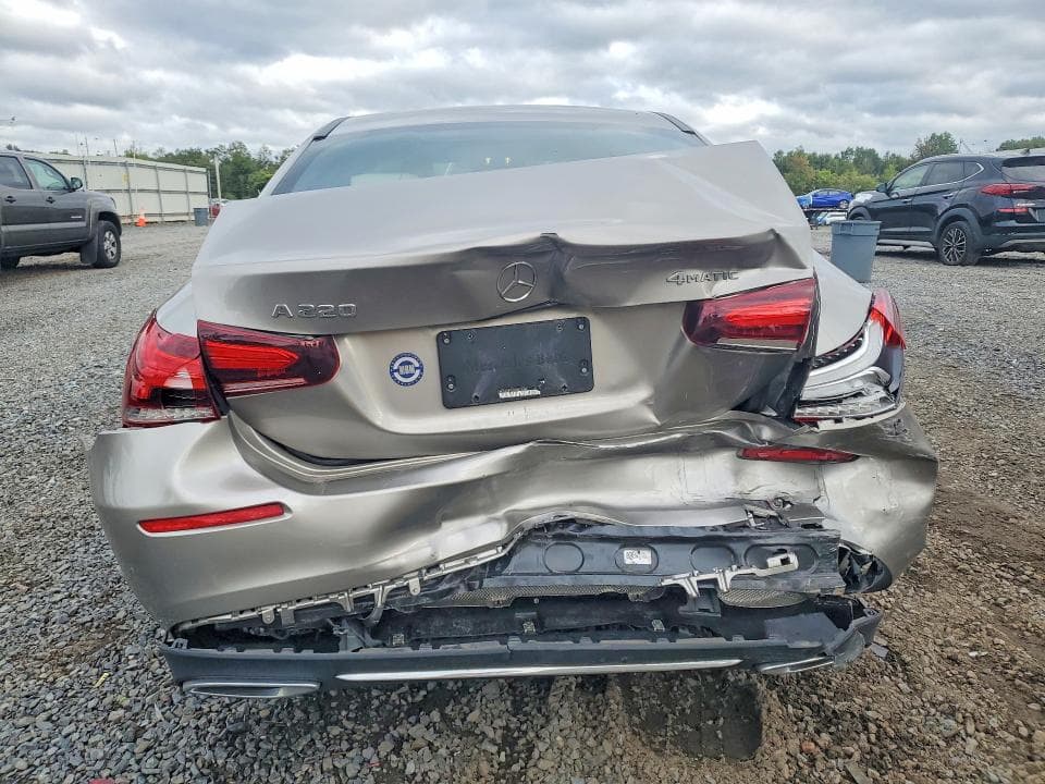 2019 MERCEDES-BENZ A 220 4MATIC 6