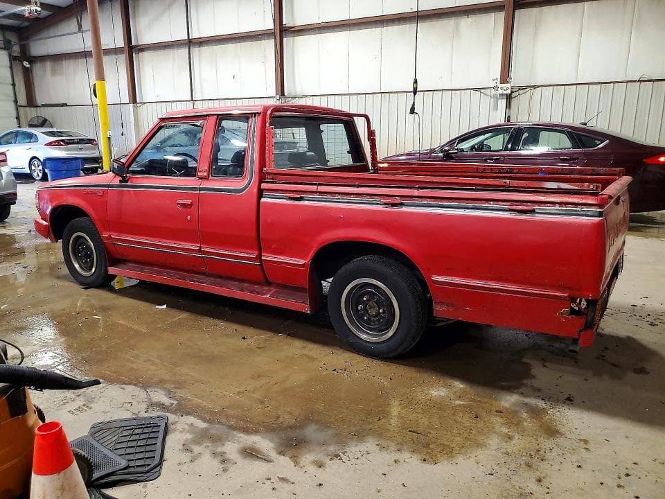 1981 DATSUN 720 KING CAB 2