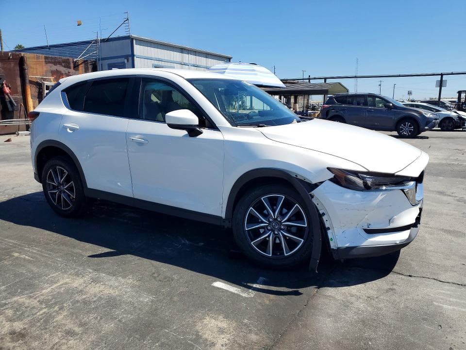 2018 MAZDA CX-5 TOURING 4