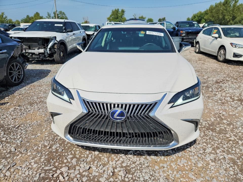 2021 LEXUS ES 300H 5