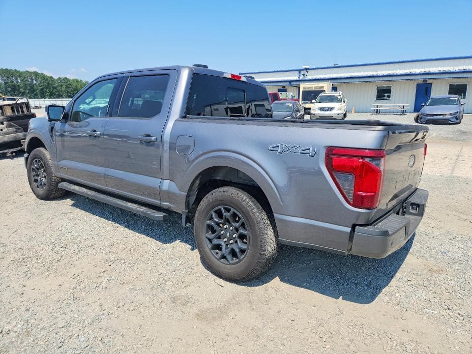 2024 FORD F150 XLT 2