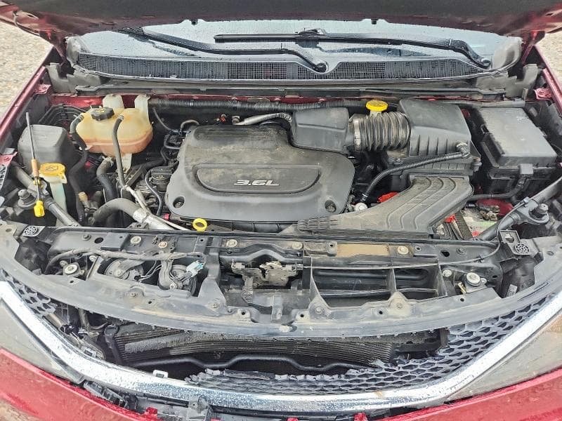 2017 CHRYSLER PACIFICA TOURING 12