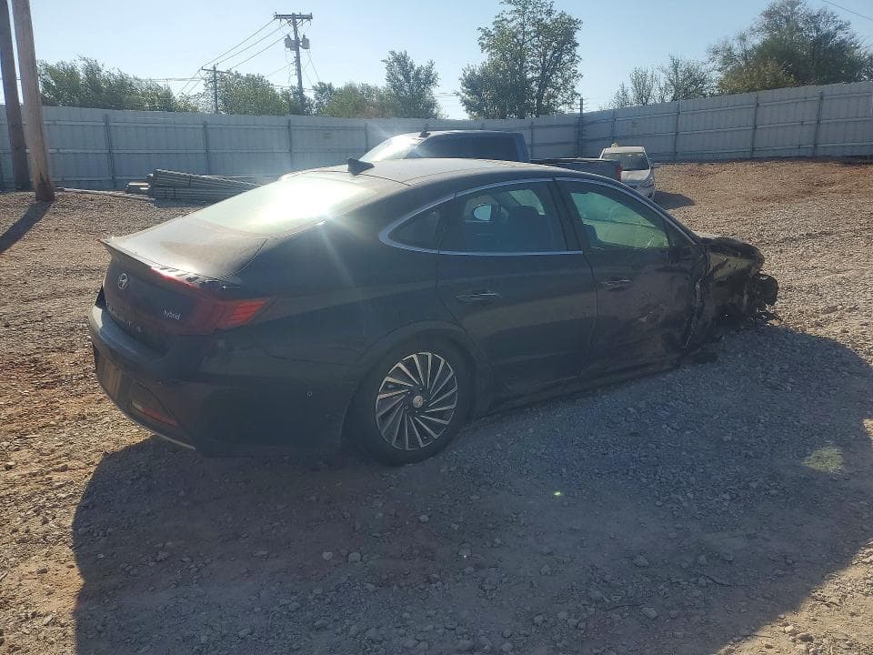 2023 HYUNDAI SONATA HYBRID LIMITED 3