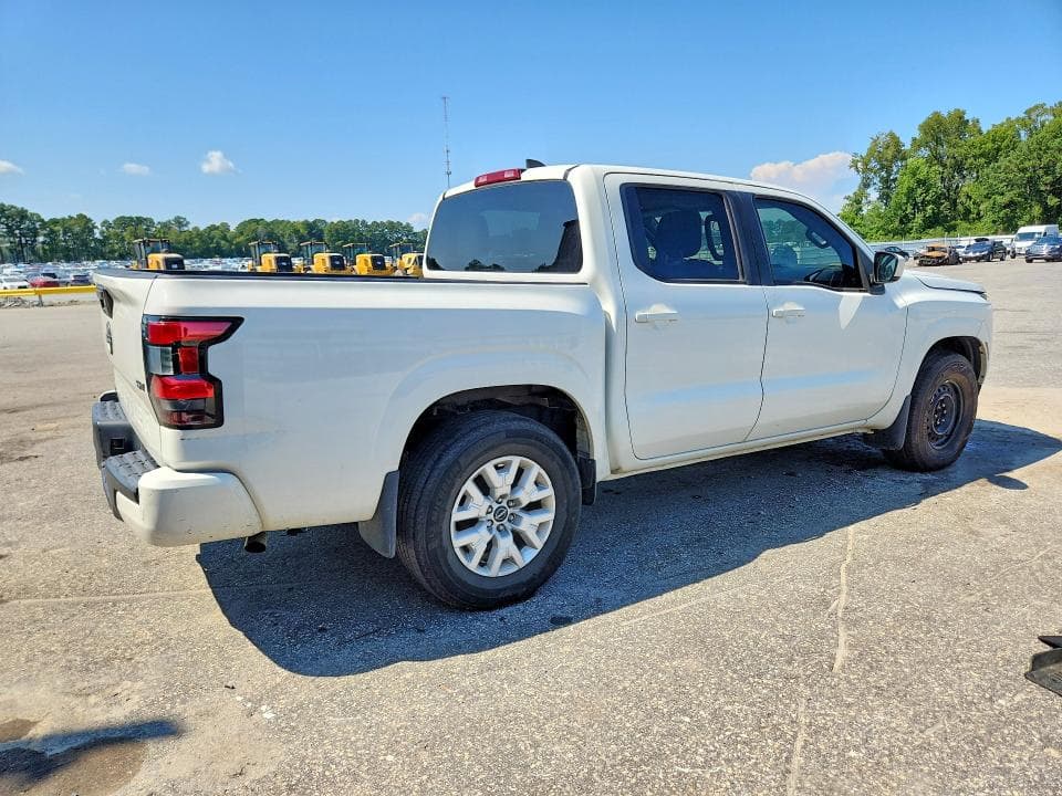 2022 NISSAN FRONTIER SV 3