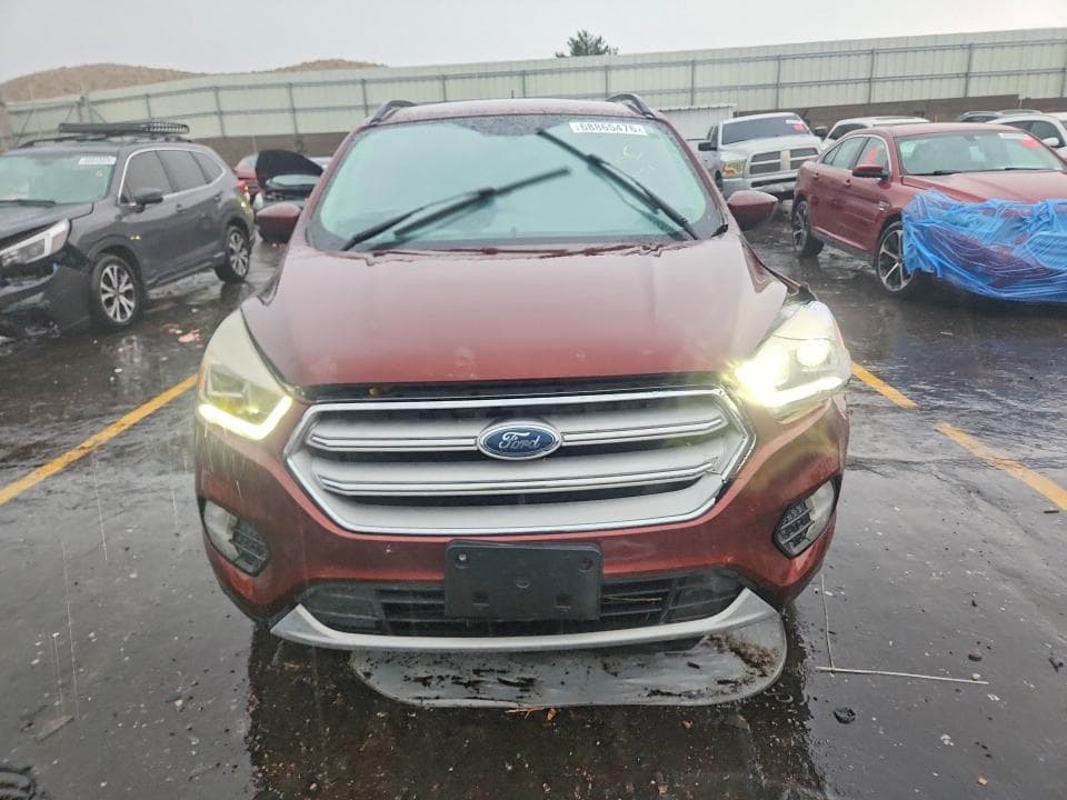 2018 FORD ESCAPE SEL 5