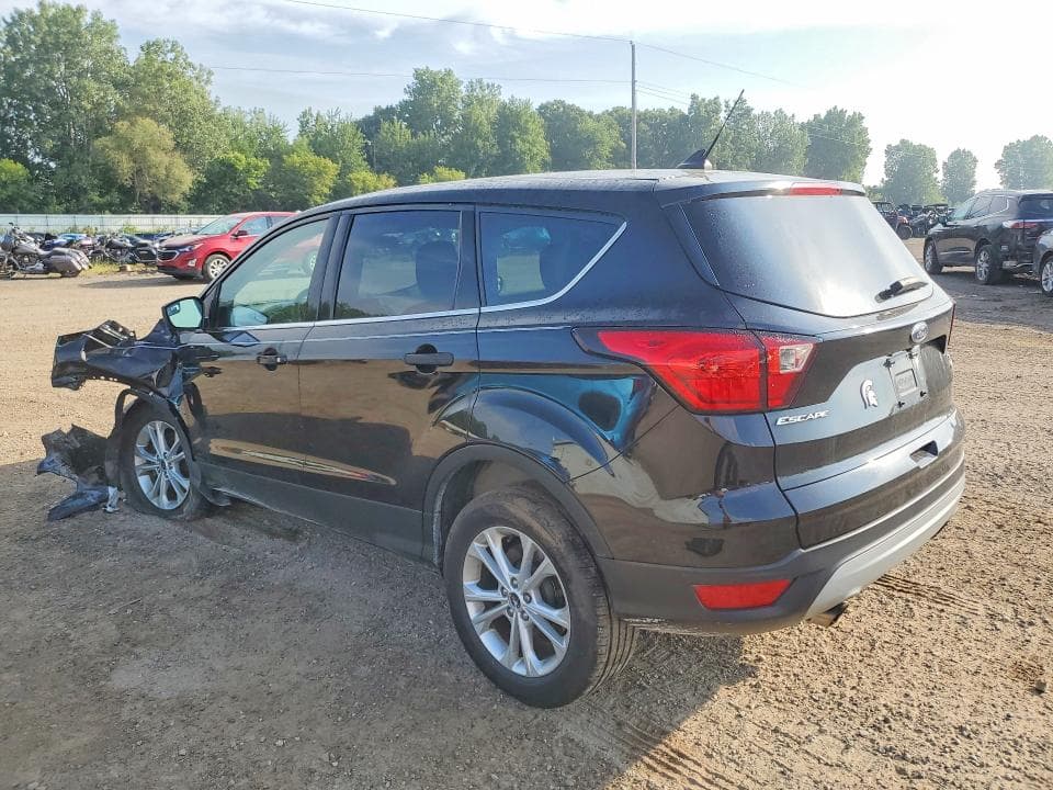 2019 FORD ESCAPE SE 2